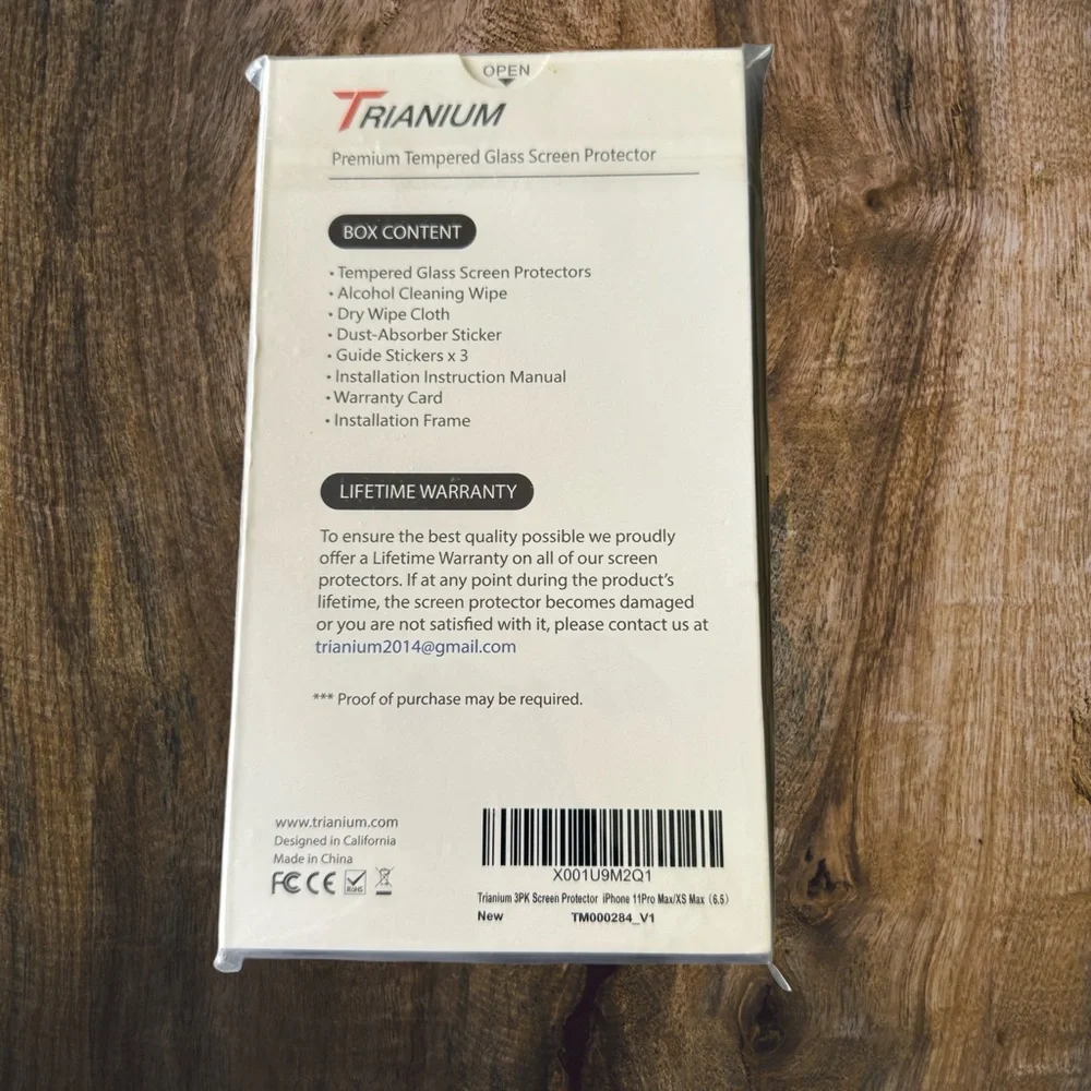 iPhone Screen Protectors - Picture 2 of 3